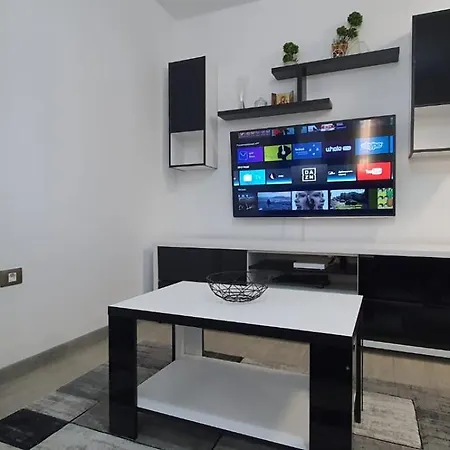 Alezzi Luxury Family Cu Piscina Incalzita Jacuzzi Sauna - Parcare Năvodari