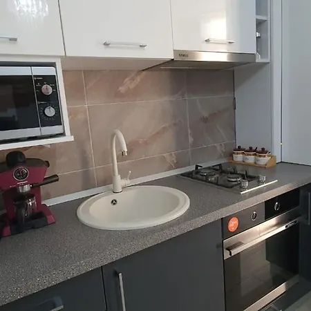 Alezzi Luxury Family Cu Piscina Incalzita Jacuzzi Sauna - Parcare Năvodari