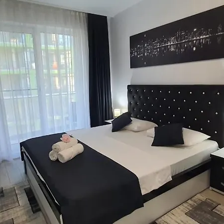 Alezzi Luxury Family Cu Piscina Incalzita Jacuzzi Sauna - Parcare Năvodari