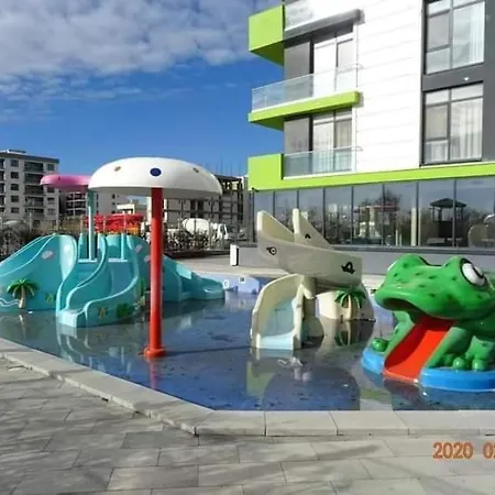 Alezzi Luxury Family Cu Piscina Incalzita Jacuzzi Sauna - Parcare Apartment *