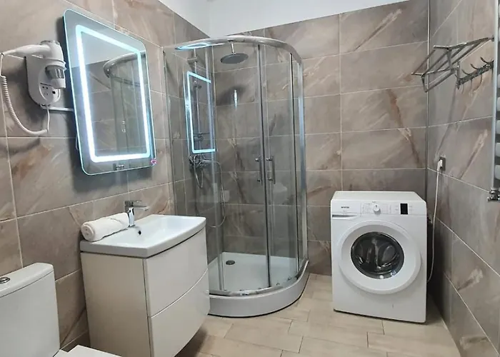 Alezzi Luxury Family Cu Piscina Incalzita Jacuzzi Sauna - Parcare Appartement *