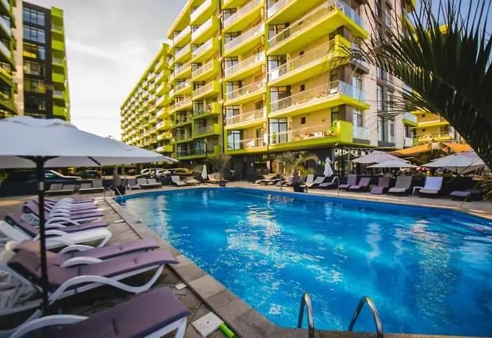 Alezzi Luxury Family Cu Piscina Incalzita Jacuzzi Sauna - Parcare Năvodari