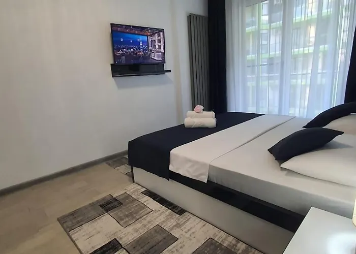 Alezzi Luxury Family Cu Piscina Incalzita Jacuzzi Sauna - Parcare * Năvodari