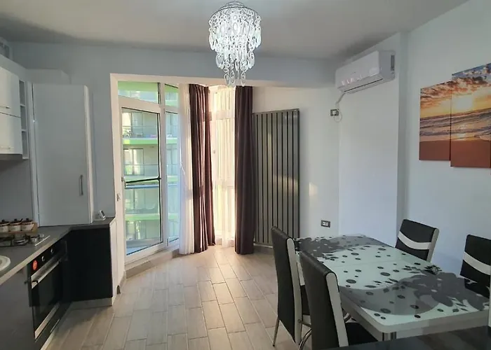 Alezzi Luxury Family Cu Piscina Incalzita Jacuzzi Sauna - Parcare * Năvodari